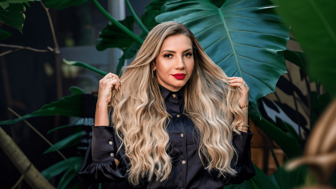 Patricia Barroso: Especialista em Mega Hair em Belém.