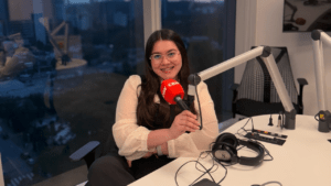 Giovanna Castro: Gestão de Rádio em Belém