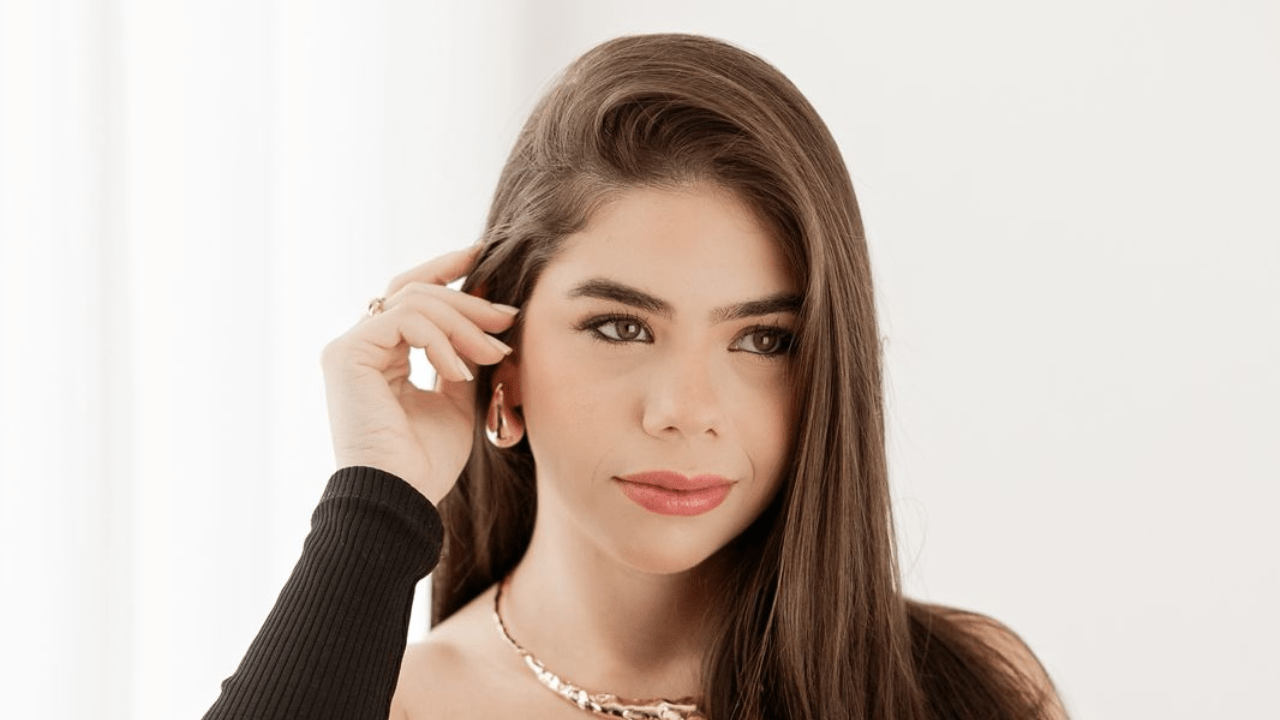 Kamilly Romeiro constrói sua trajetória de sucesso com negócios digitais e semijoias em Belém